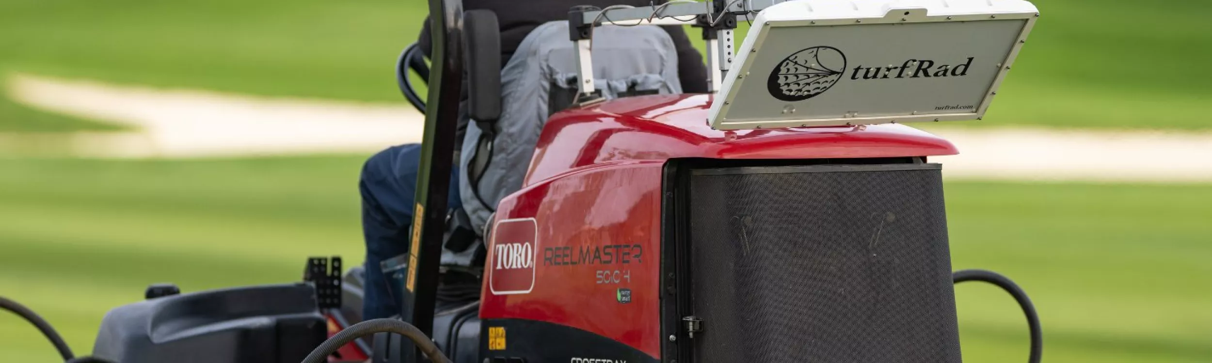 Solution innovante TurfRad de Toro : Optimisez la mesure d'humidité de vos terrains de golf