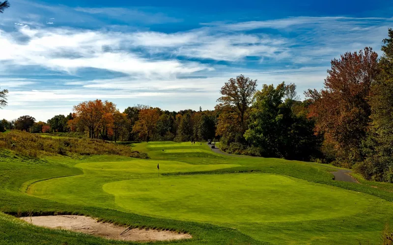 Les balayeuses de voirie transforment les terrains de golf