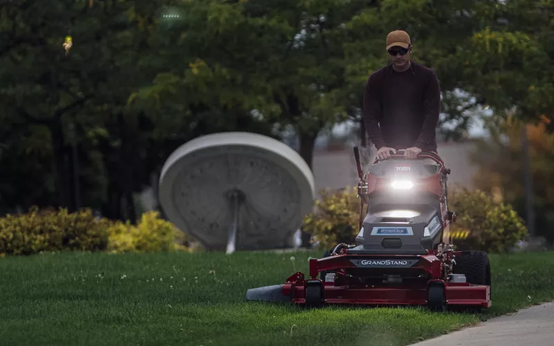 Émergence des tondeuses à gazon électriques : comment se positionner et faire le bon choix ?