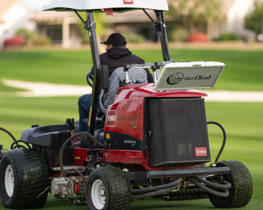 Solution innovante TurfRad de Toro : Optimisez la mesure d'humidité de vos terrains de golf